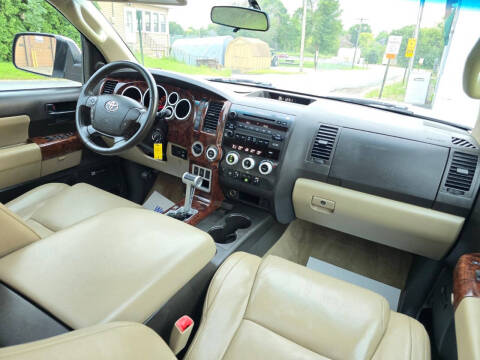 2008 Toyota Sequoia SR5