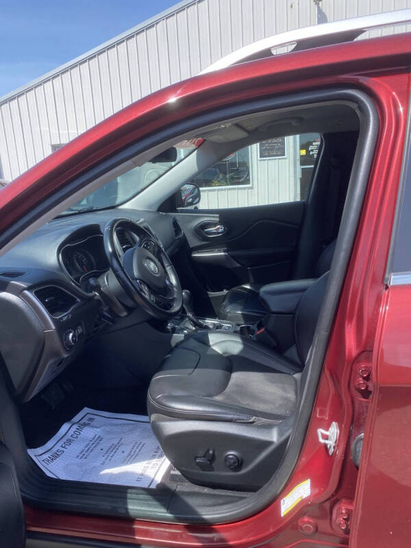 2019 Jeep Cherokee Latitude Plus