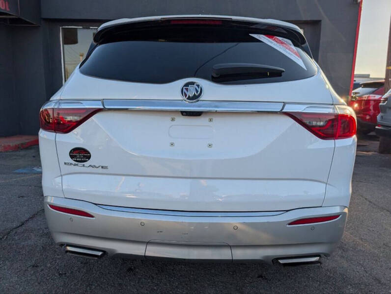 2024 Buick Enclave Premium