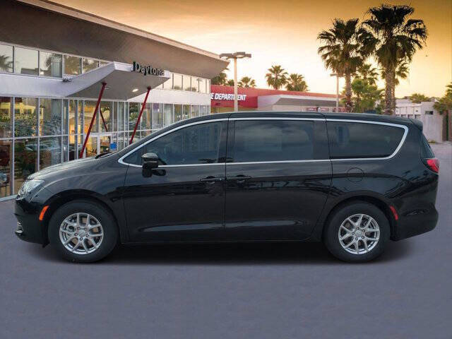 2026 Chrysler Voyager LX