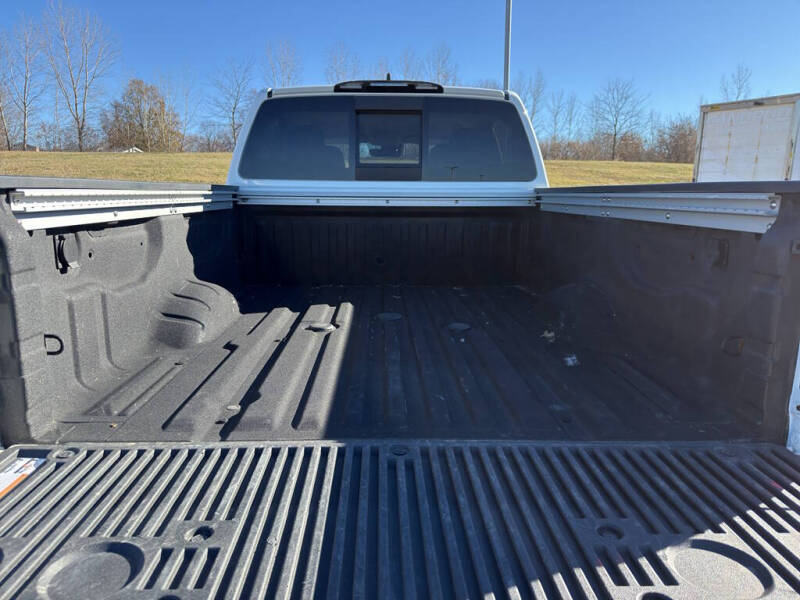 2024 Nissan Titan XD SV