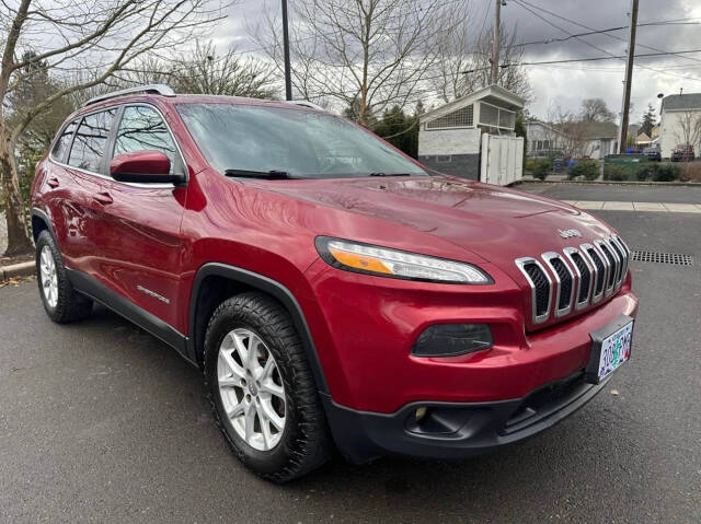 2015 Jeep Cherokee for sale at Worldwide Auto in Portland, OR