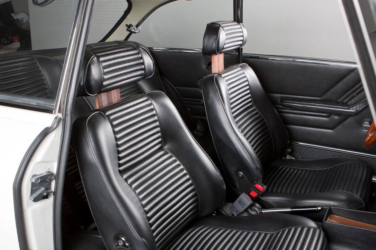 1973 Alfa Romeo 2000 GTV 22