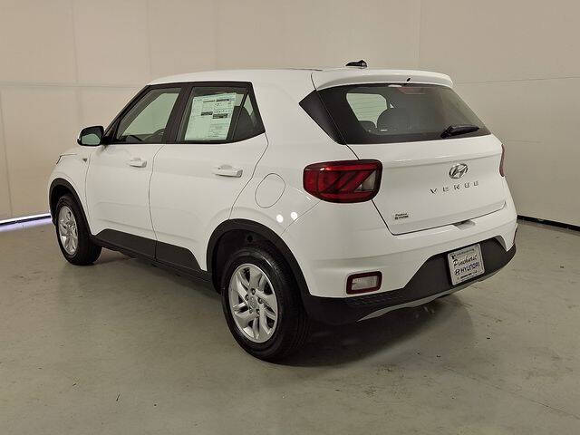 2026 Hyundai Venue SE