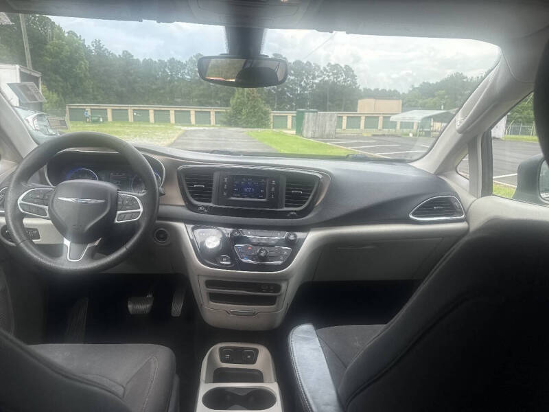 2017 Chrysler Pacifica Touring