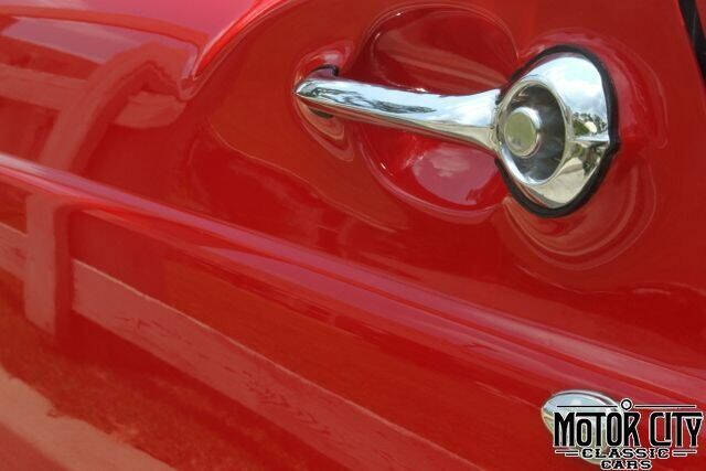 1957 Ford Thunderbird