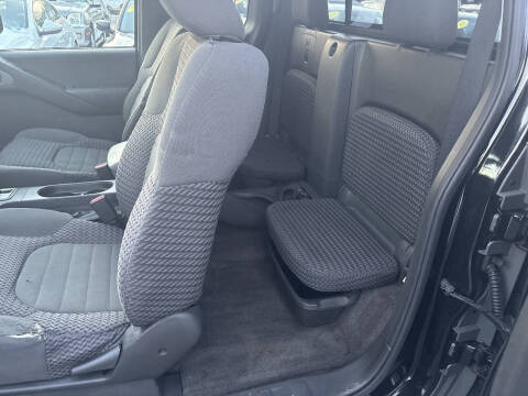 2010 Nissan Frontier SE V6