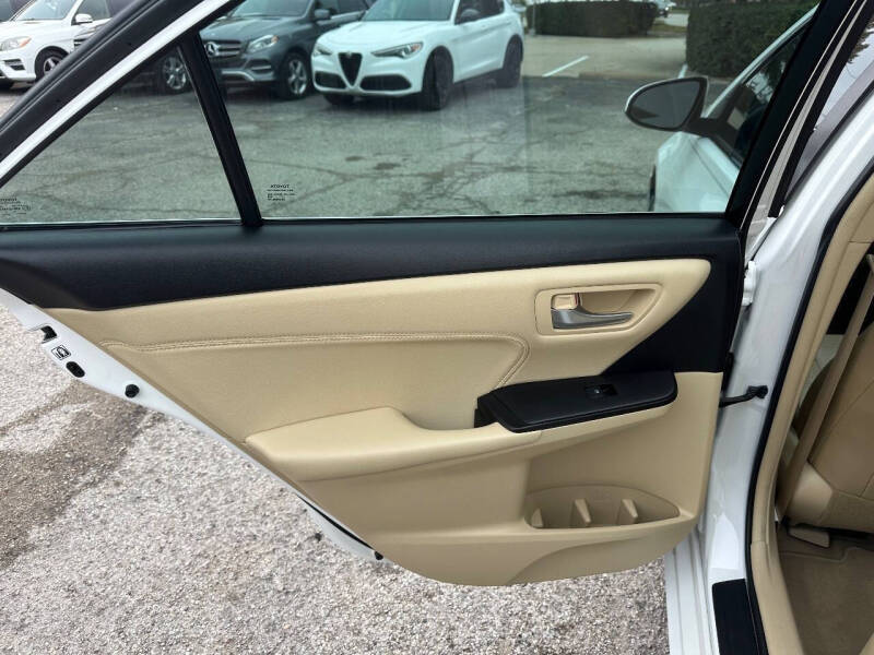 2017 Toyota Camry XLE