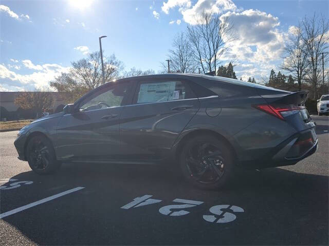 2026 Hyundai Elantra SEL Sport Premium