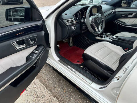 2015 Mercedes-Benz E-Class E 63 AMG S-Model