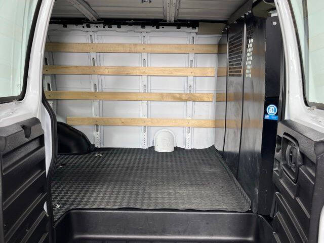 2024 GMC Savana 2500