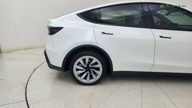 2026 Tesla Model Y Premium