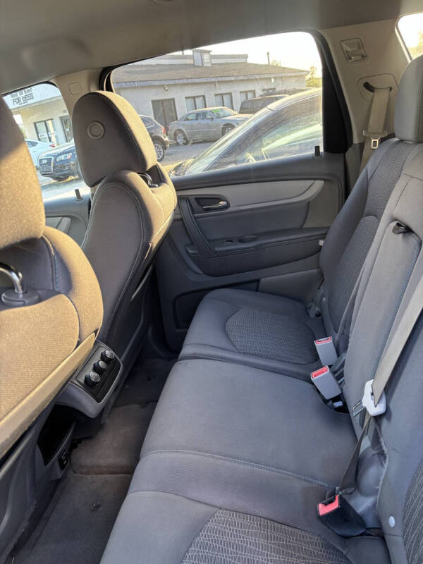 2015 Chevrolet Traverse LS