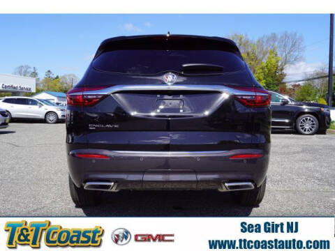 2021 Buick Enclave Essence