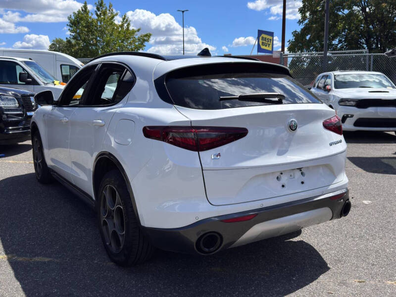2022 Alfa Romeo Stelvio Ti