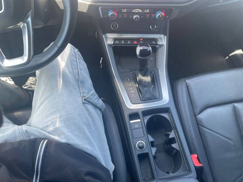 2024 Audi Q3 quattro S line Premium 45 TFSI