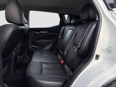 2017 Nissan Rogue Sport SL