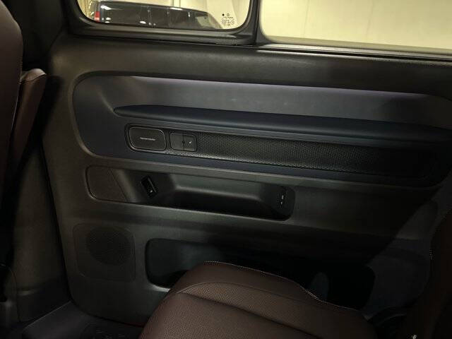 2025 Volkswagen ID. Buzz Pro S Plus 4Motion