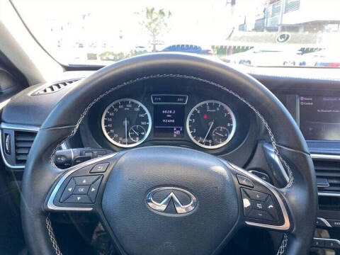 2019 Infiniti QX30 Pure