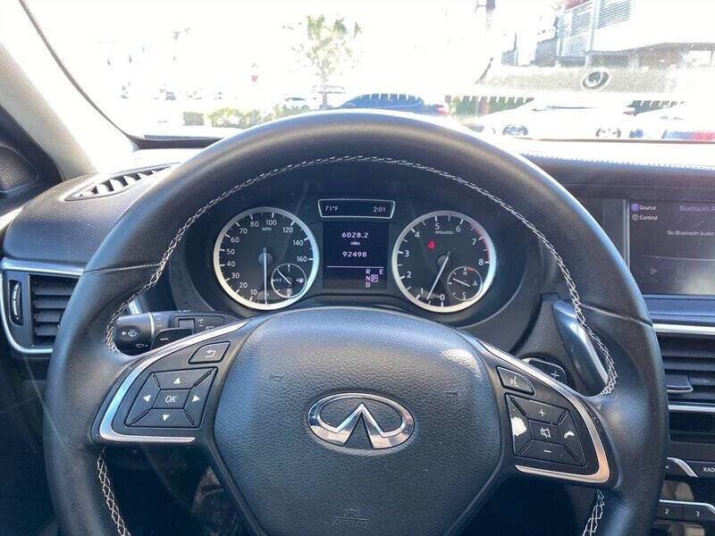 2019 Infiniti QX30 Pure