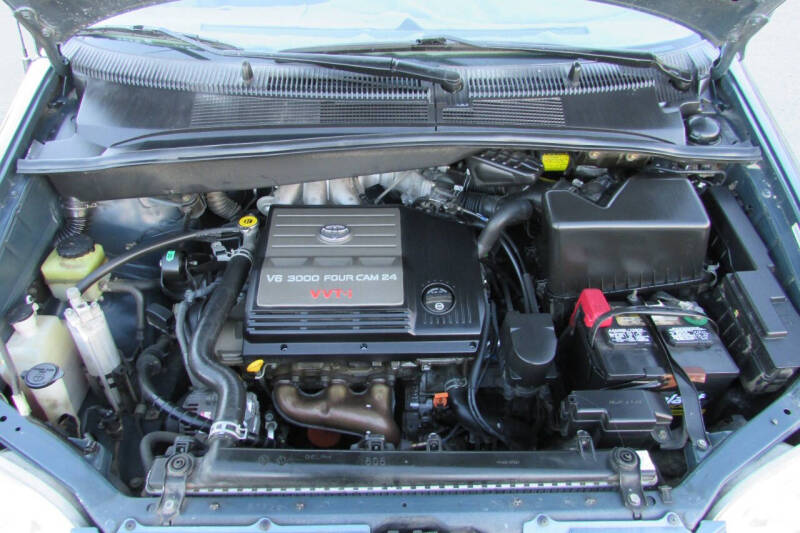 2002 Toyota Sienna CE