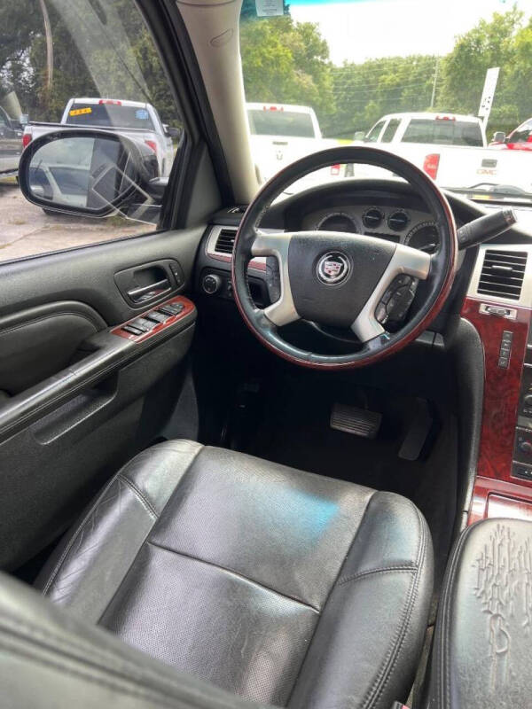 2013 Cadillac Escalade Luxury