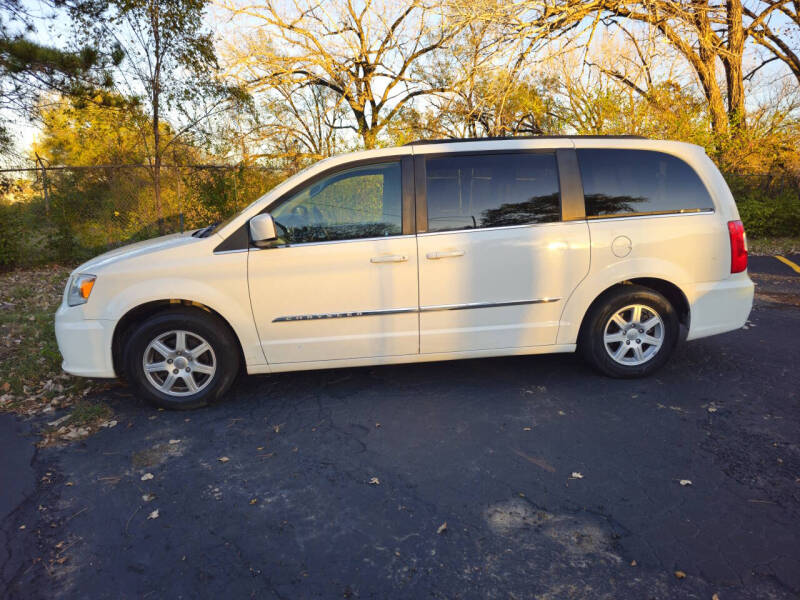 2011 Chrysler Town and Country Touring