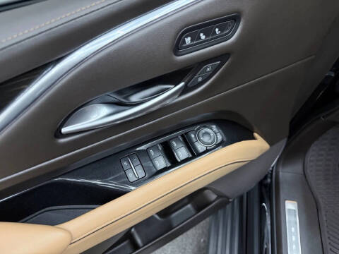 2023 Cadillac Escalade Sport