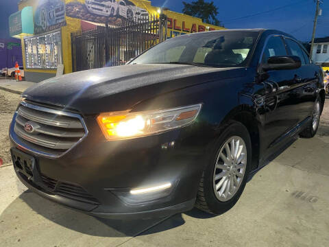 2013 Ford Taurus for sale at Dollar Daze Auto Sales Inc in Detroit MI