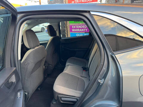 2022 Ford Escape Hybrid SE