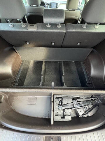 2019 Hyundai Santa Fe SE 2.4L