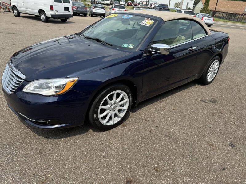 2013 Chrysler 200 Limited photo 22