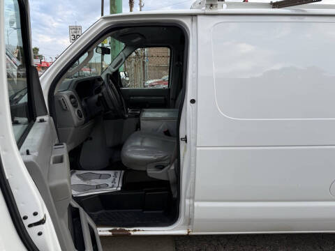 2013 Ford E-Series E-250