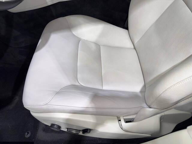 2022 Volvo XC90 T5 Momentum