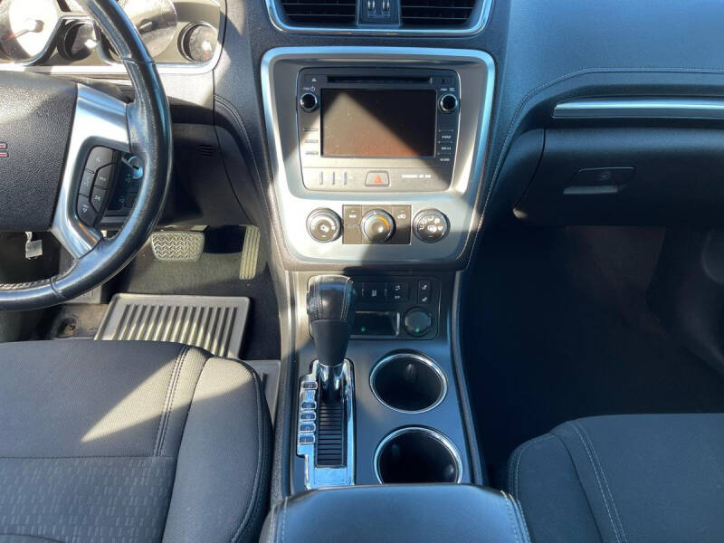 2013 GMC Acadia SLE-2