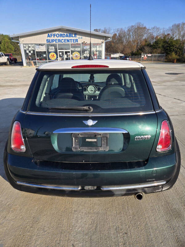 2005 MINI Cooper Base photo 4