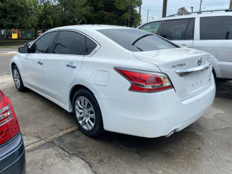 2014 Nissan Altima for sale at Bay Auto Wholesale INC in Tampa FL
