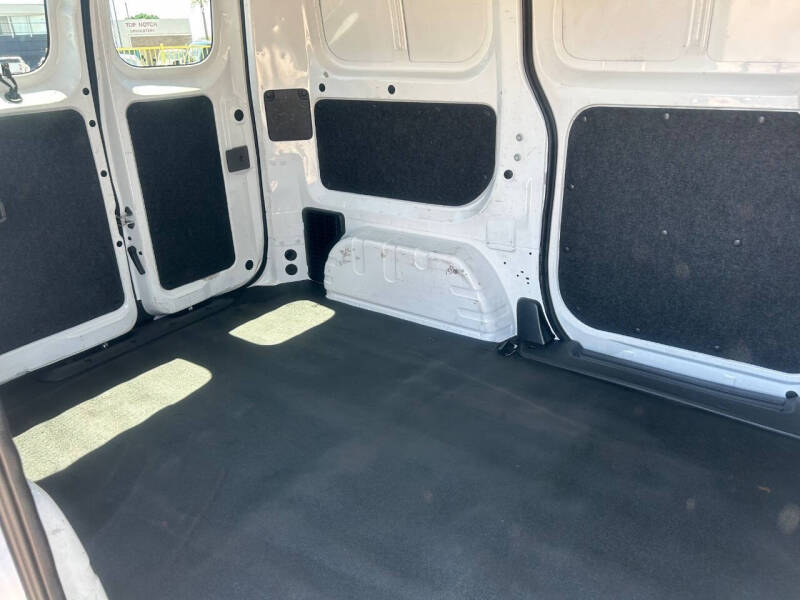 2016 Nissan NV200