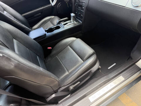2008 Ford Mustang V6 Deluxe