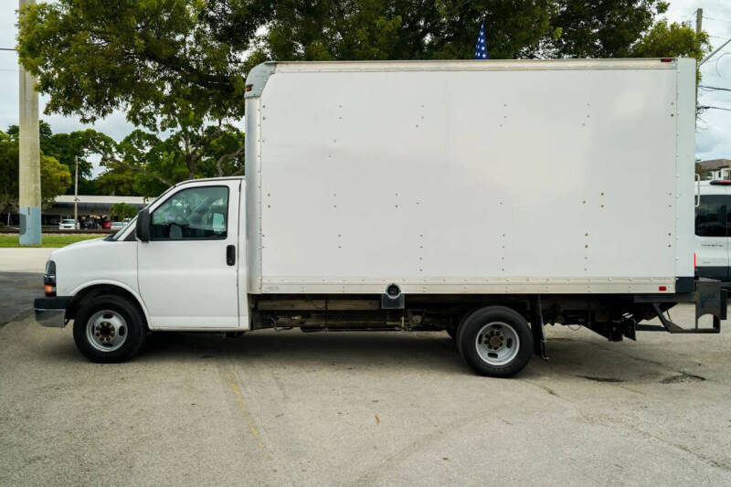 2017 Chevrolet Express 3500
