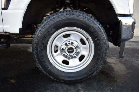 2025 Ford F-350 Super Duty XL