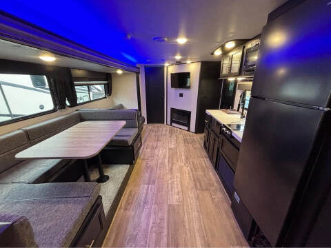 2021 Forest River Cherokee Grey Wolf