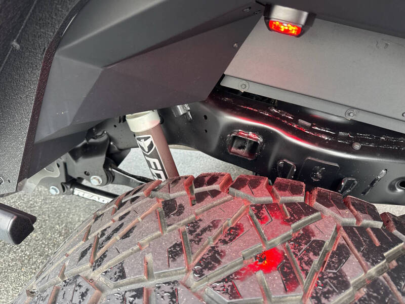 2021 Jeep Gladiator Willys