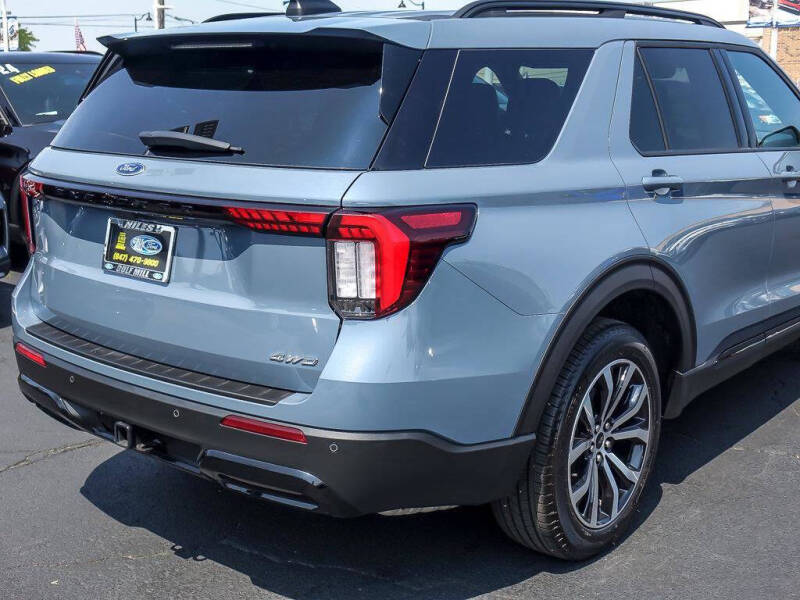 2025 Ford Explorer ST-Line