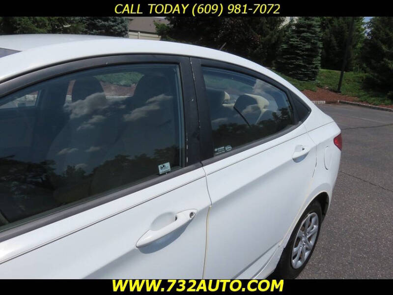 2012 Hyundai Accent GLS