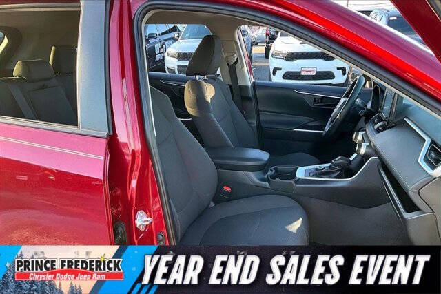 2019 Toyota RAV4 Hybrid LE