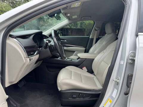 2022 Cadillac XT4 Luxury
