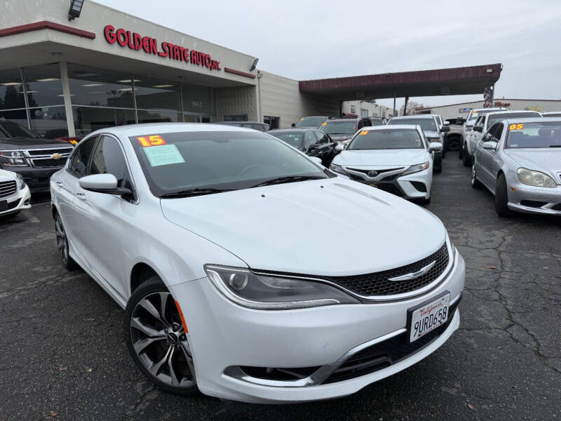 2015 Chrysler 200 C's photo