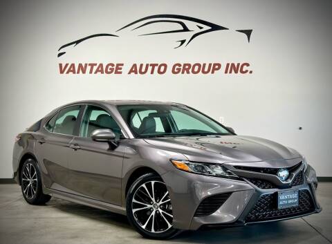 2020 Toyota Camry for sale at Vantage Auto Group Inc in Fresno CA