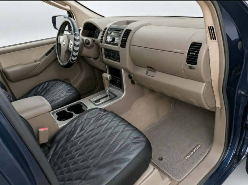 2010 Nissan Pathfinder S FE+